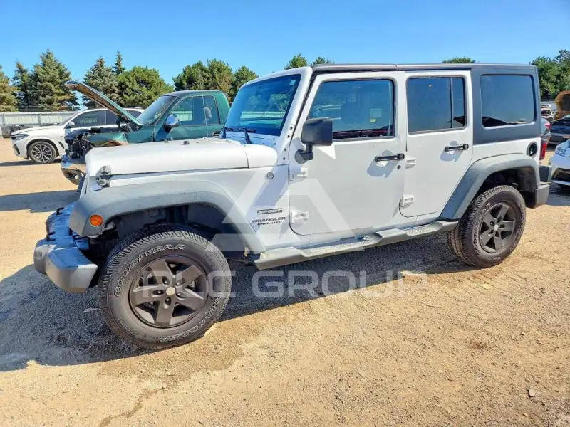 2013 Jeep WRANGLER фото
