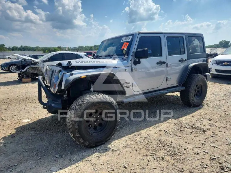 2013 Jeep WRANGLER фото