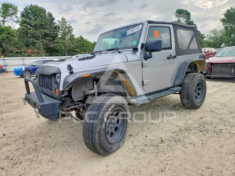 2013 Jeep WRANGLER фото