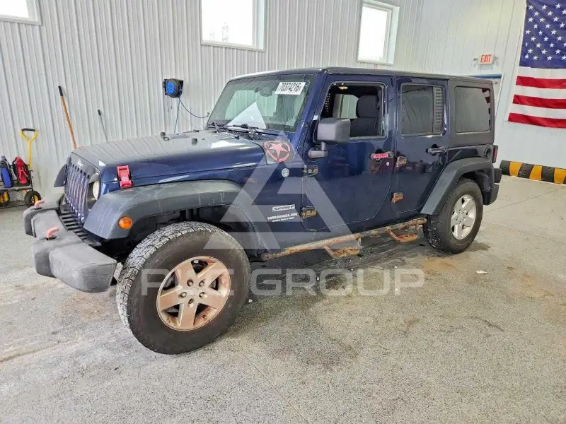 2013 Jeep WRANGLER фото