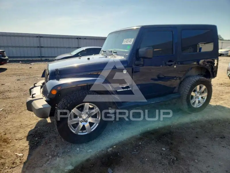 2013 Jeep WRANGLER фото
