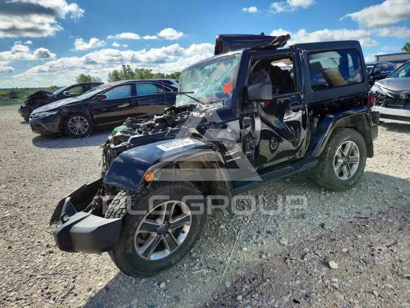 2013 Jeep WRANGLER фото
