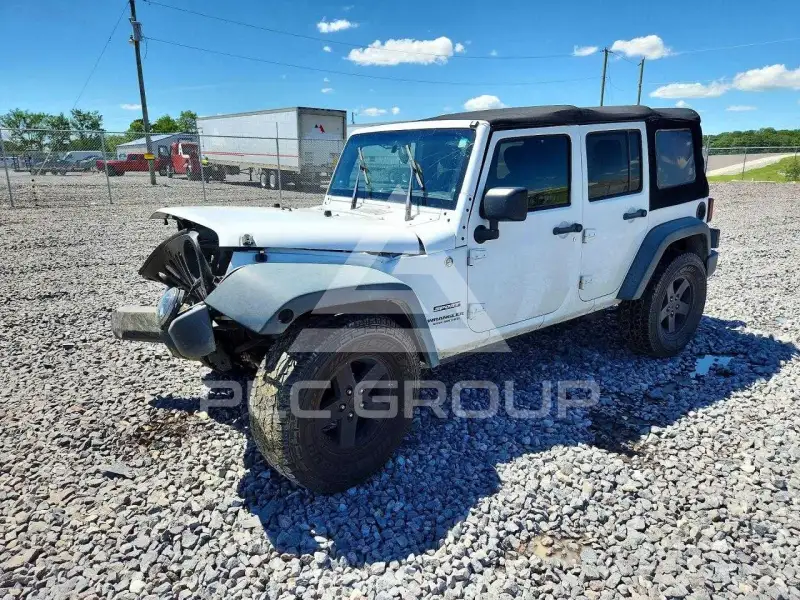 2013 Jeep WRANGLER фото