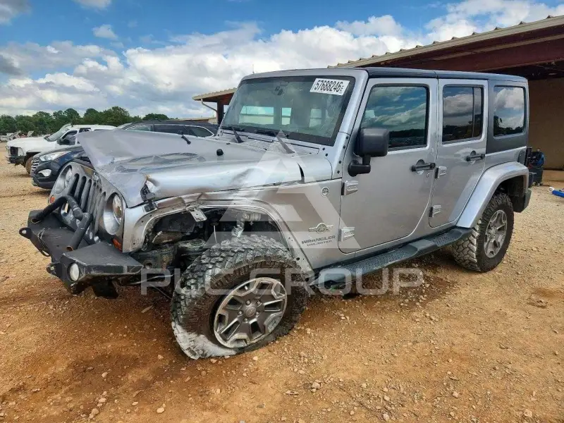2013 Jeep WRANGLER photo