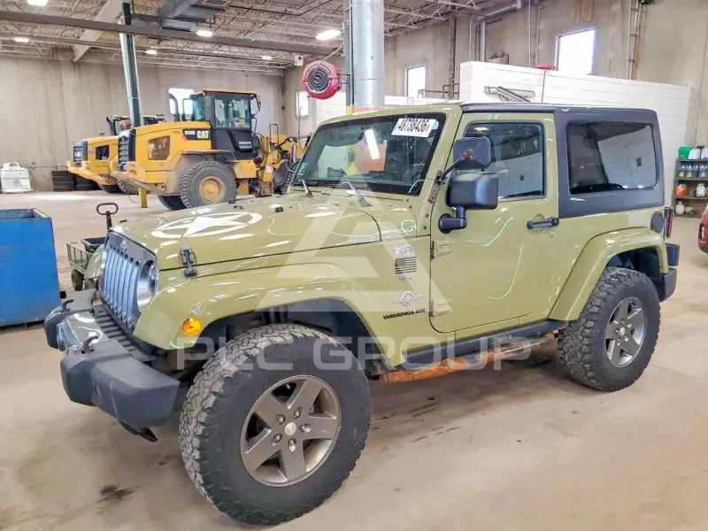 2013 Jeep WRANGLER фото