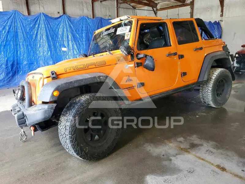 2013 Jeep WRANGLER фото