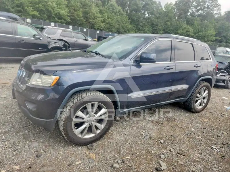 2013 Jeep CHEROKEE photo