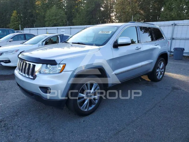 2013 Jeep CHEROKEE photo