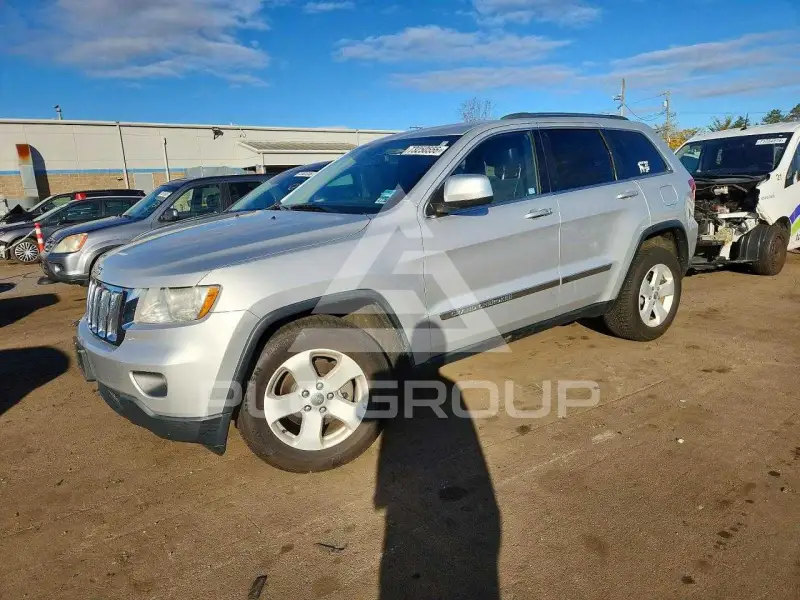 2013 Jeep CHEROKEE фото