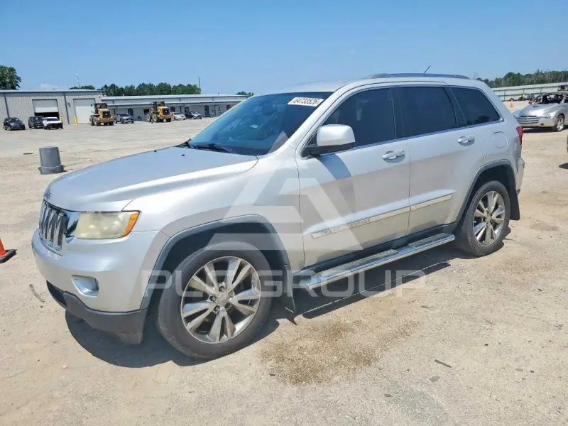 2013 Jeep CHEROKEE фото