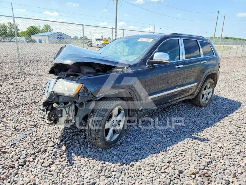 2013 Jeep CHEROKEE фото