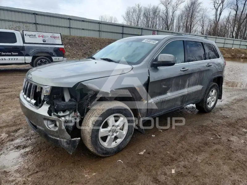 2013 Jeep CHEROKEE фото