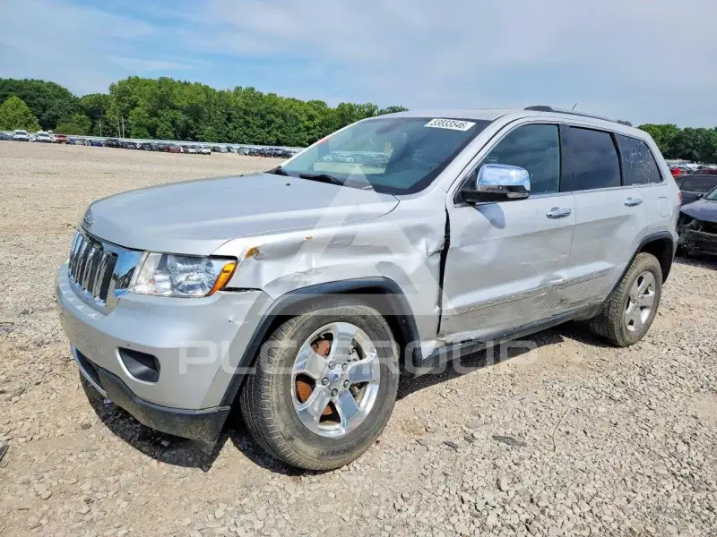 2013 Jeep CHEROKEE photo