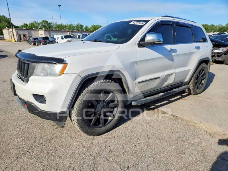 2013 Jeep CHEROKEE photo
