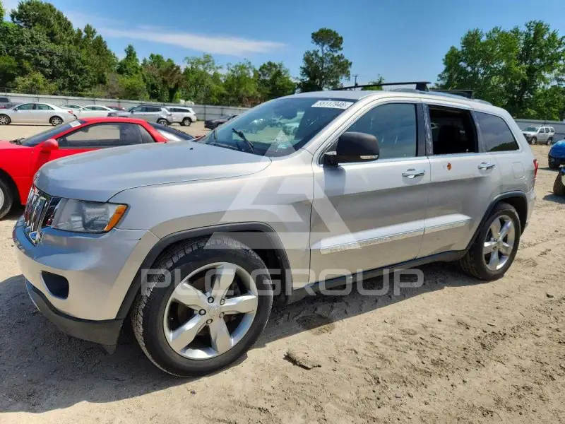 2013 Jeep CHEROKEE photo