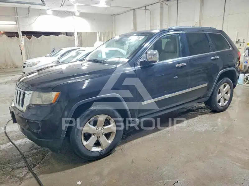 2013 Jeep CHEROKEE фото