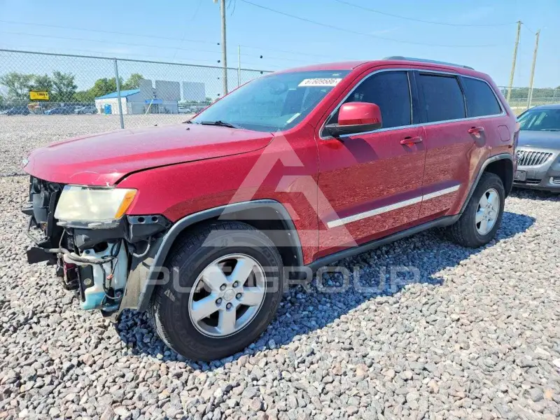 2013 Jeep CHEROKEE фото
