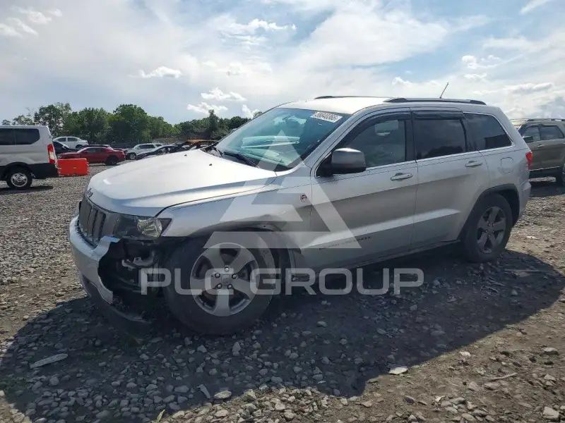 2013 Jeep CHEROKEE фото