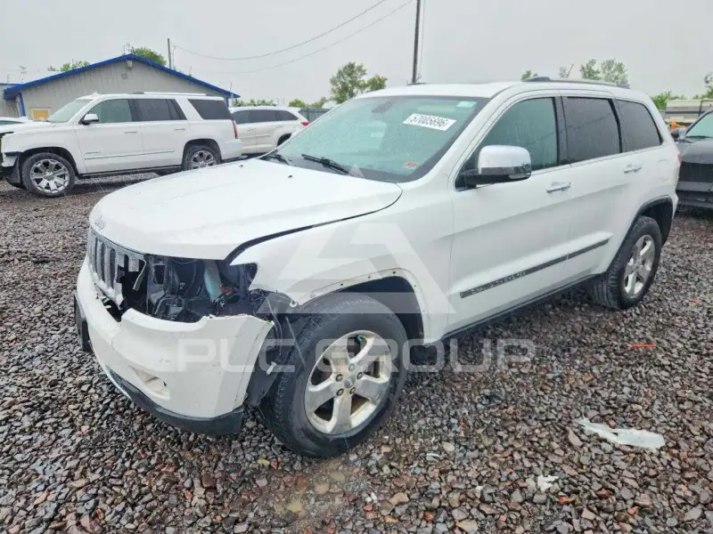 2013 Jeep CHEROKEE photo