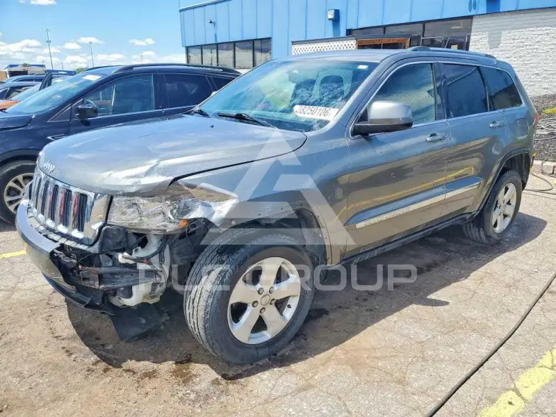 2013 Jeep CHEROKEE фото