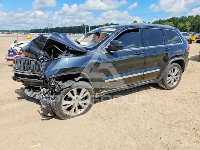 2013 Jeep CHEROKEE фото