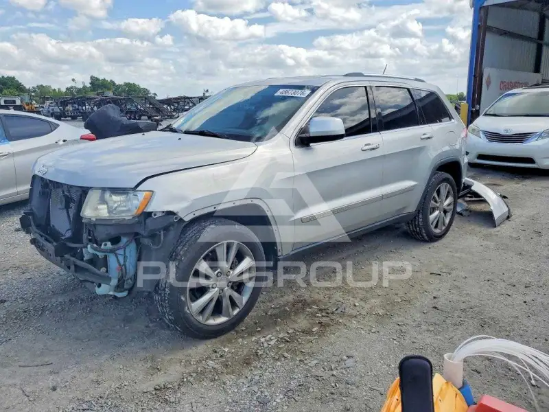 2013 Jeep CHEROKEE фото