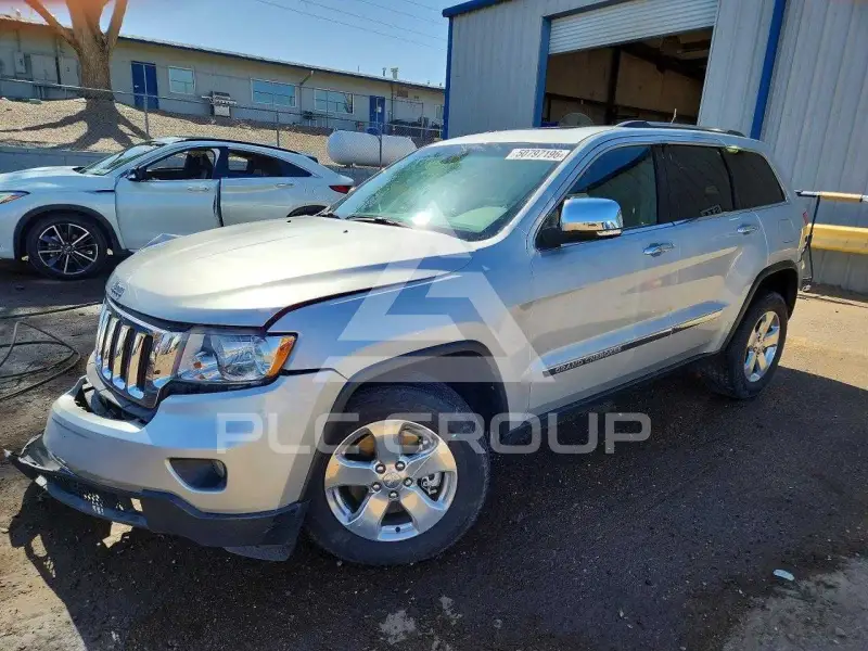 2013 Jeep CHEROKEE фото