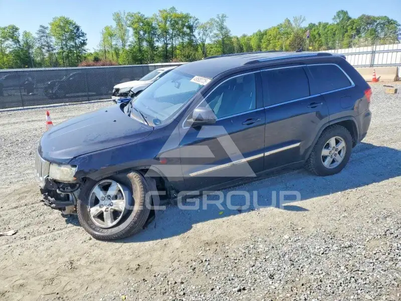 2013 Jeep CHEROKEE photo