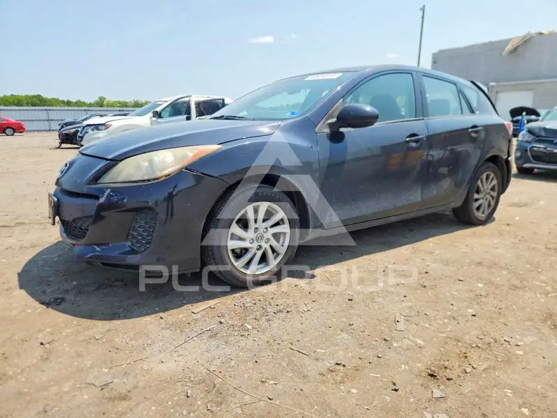 2013 Mazda 3 фото