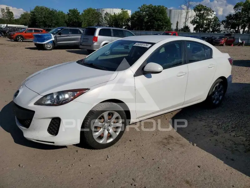 2013 Mazda 3 фото