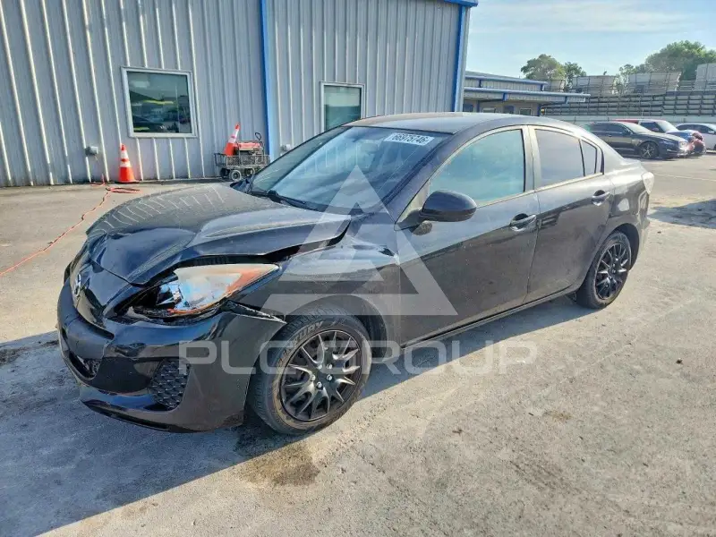 2013 Mazda 3 фото