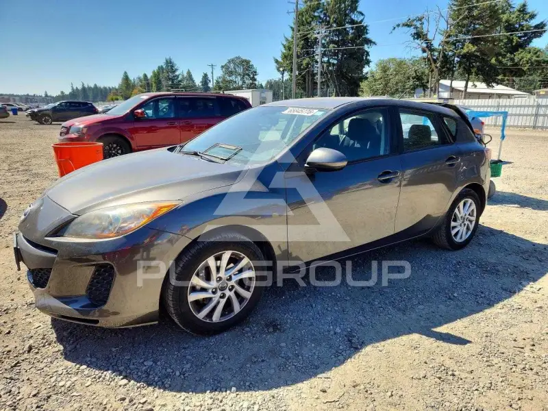 2013 Mazda 3 фото