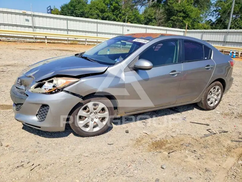 2013 Mazda 3 фото