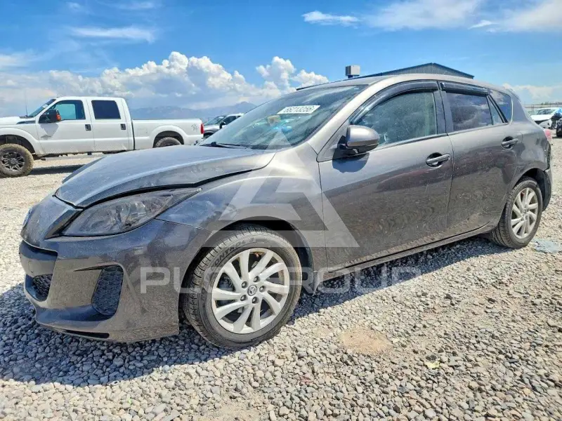 2013 Mazda 3 фото