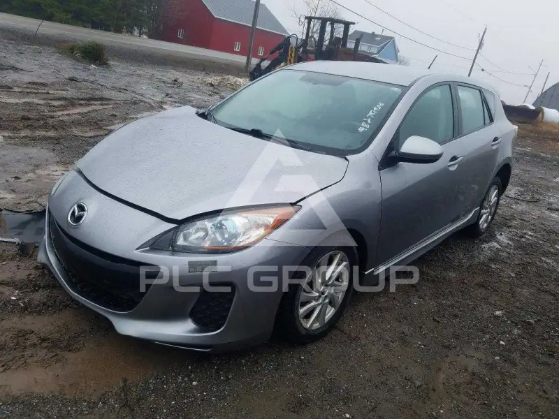 2013 Mazda 3 фото