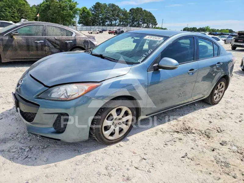 2013 Mazda 3 фото