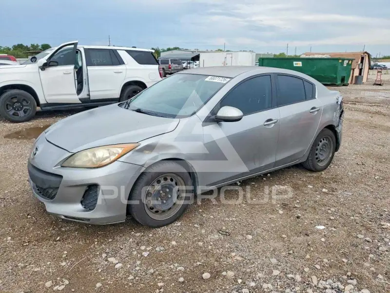 2013 Mazda 3 фото