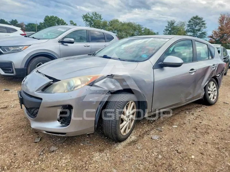2013 Mazda 3 фото