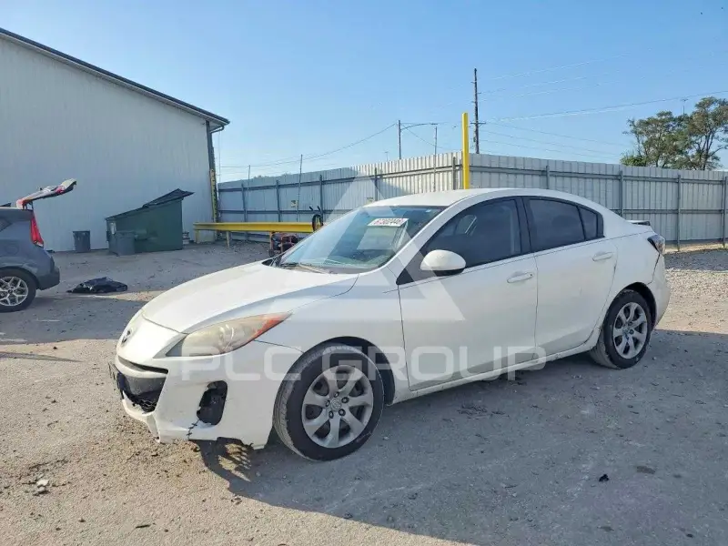 2013 Mazda 3 фото