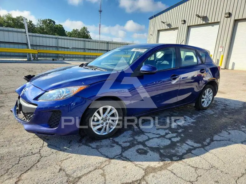 2013 Mazda 3 фото