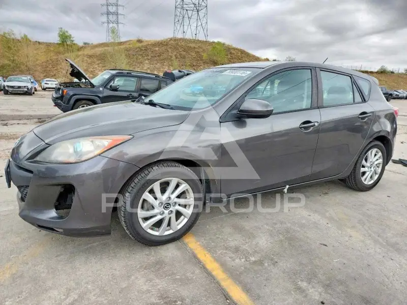 2013 Mazda 3 фото