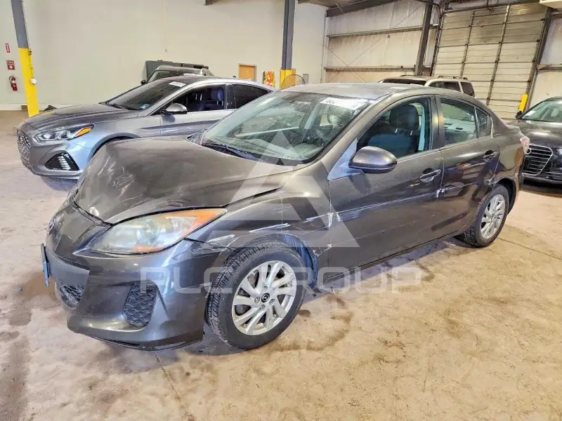 2013 Mazda 3 фото