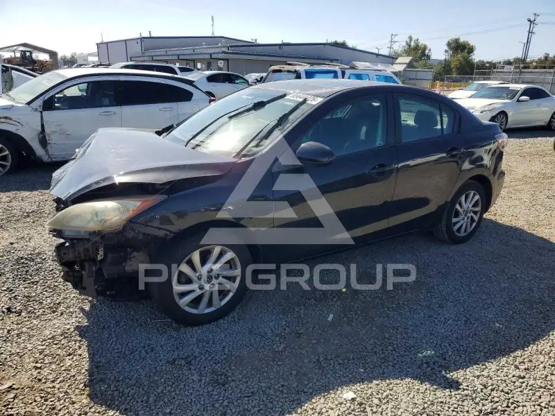 2013 Mazda 3 фото