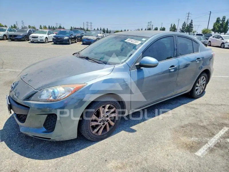 2013 Mazda 3 фото