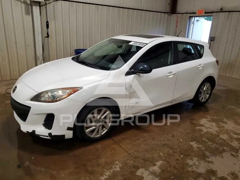 2013 Mazda 3 фото