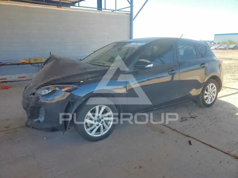 2013 Mazda 3 фото