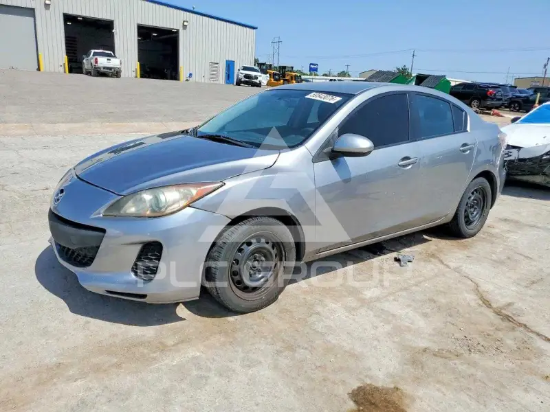 2013 Mazda 3 фото