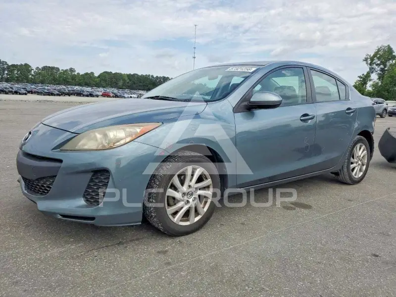 2013 Mazda 3 фото
