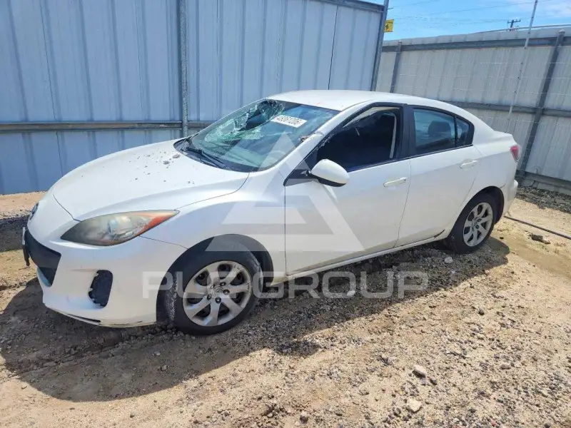 2013 Mazda 3 фото