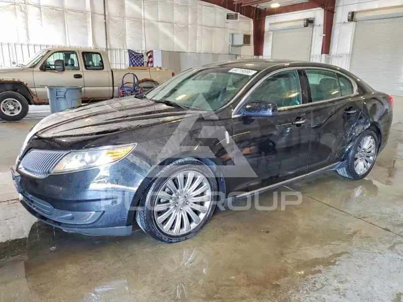 2013 Lincoln MKS photo